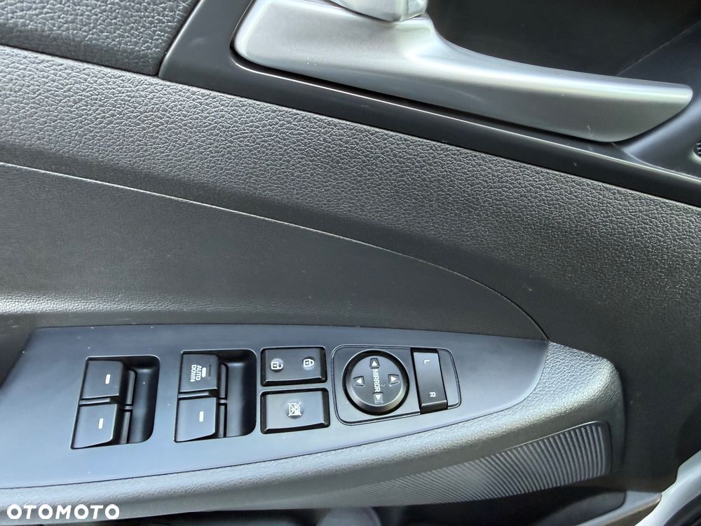 Hyundai Tucson - 10