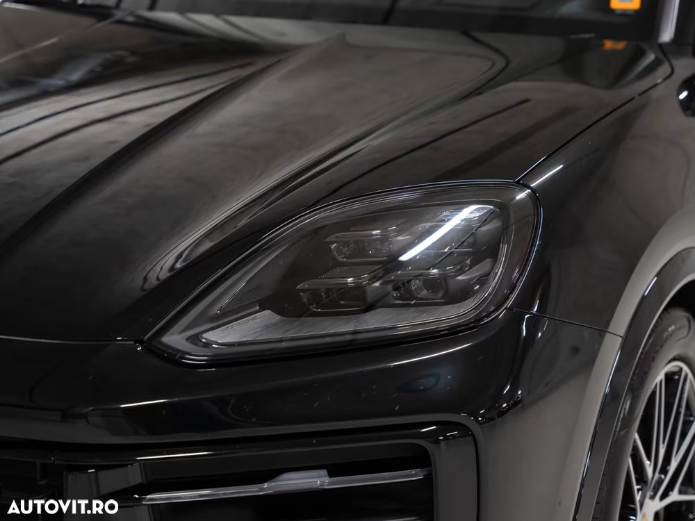 Porsche Cayenne Coupe E-Hybrid - 14