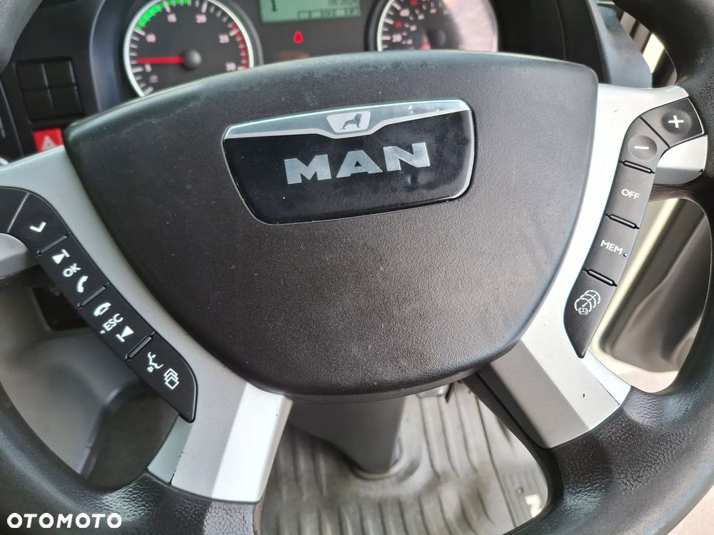 MAN TGS 18.320 Zamiatarka BUCHER OptiFant 8000 2 Silniki Euro 6 Karcher Listwy Wysokiego Ciśnienia Szczotki L/R EUnited PM10 Mycie Jezdni Ulicy Dodatkowy Zbiornik Wodny - 31