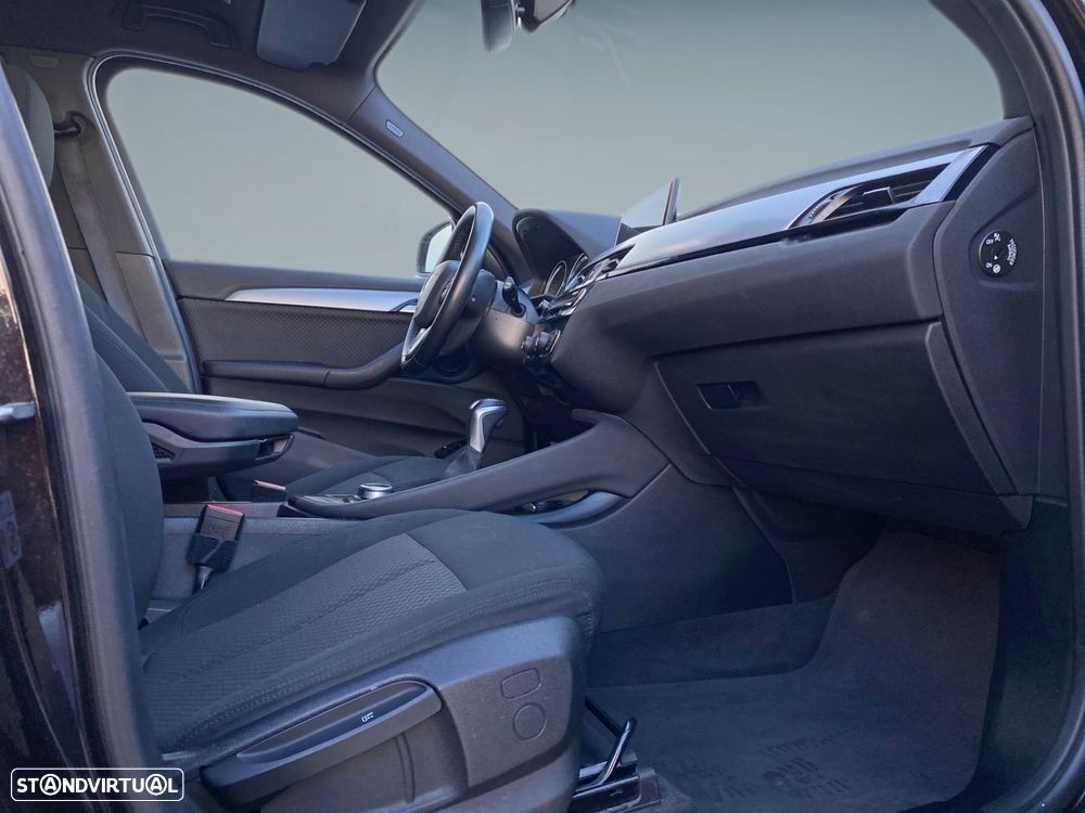 BMW X1 25 e xDrive - 17