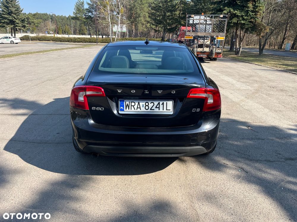 Volvo S60 D3 Geartronic Momentum - 2