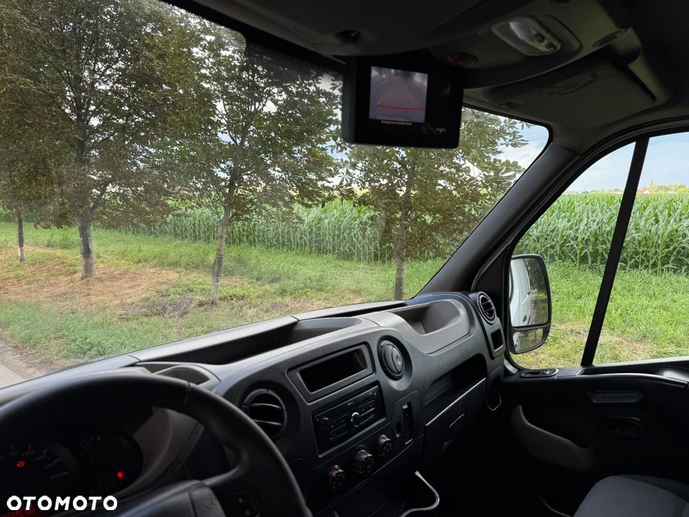 Renault Master - 25