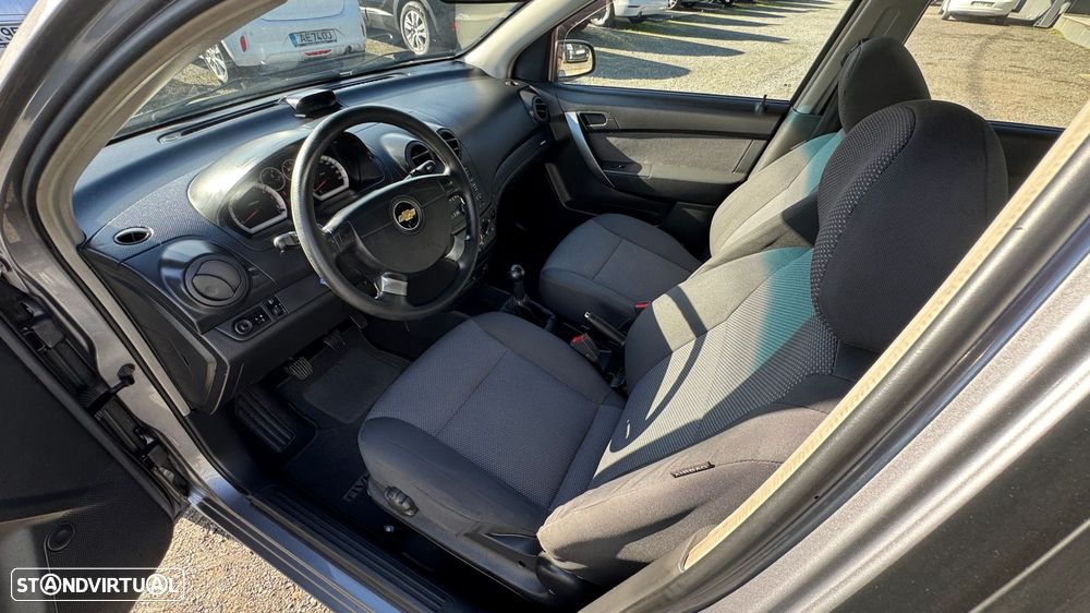 Chevrolet Aveo 1.2 LS - 11