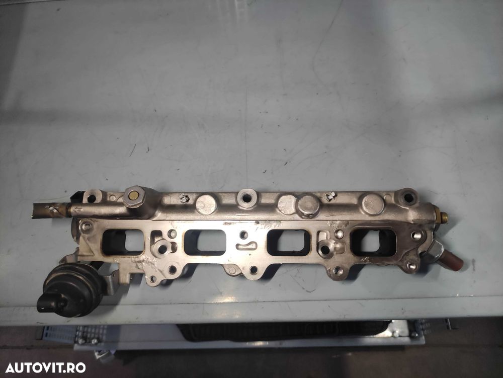 Rampa galerie cu senzori volkswagen vw golf 5 1.4 TSI - 2