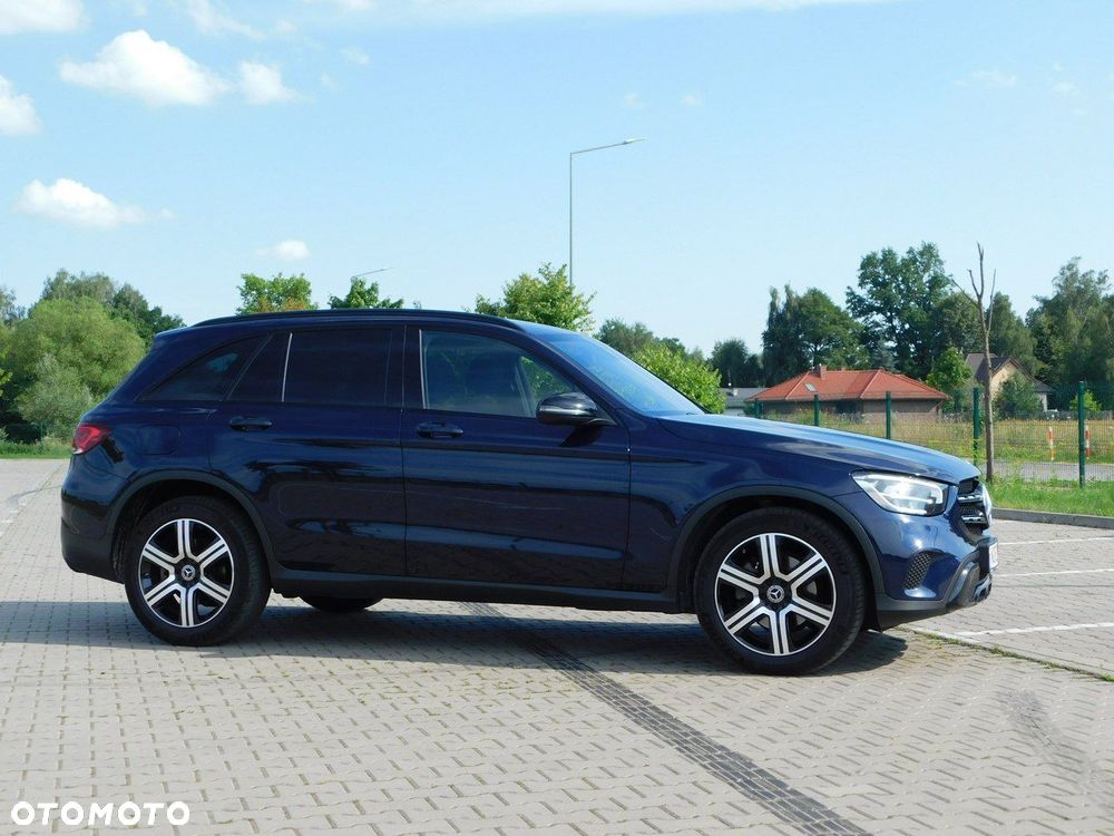 Mercedes-Benz GLC - 23