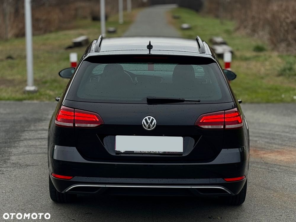Volkswagen Golf - 4
