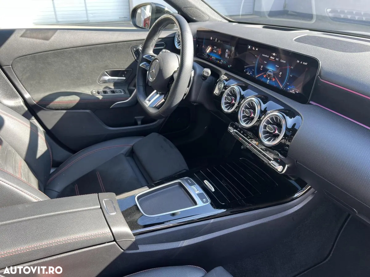 Mercedes-Benz A AMG 35 4MATIC MHEV 8G-DCT - 13