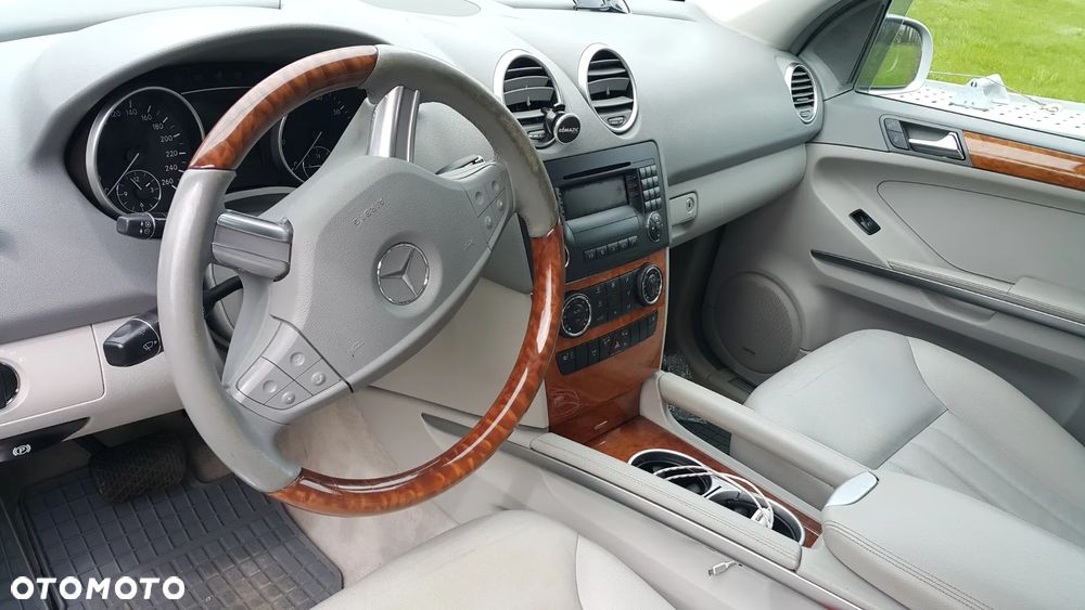 Mercedes-Benz ML 350 4Matic 7G-TRONIC - 34