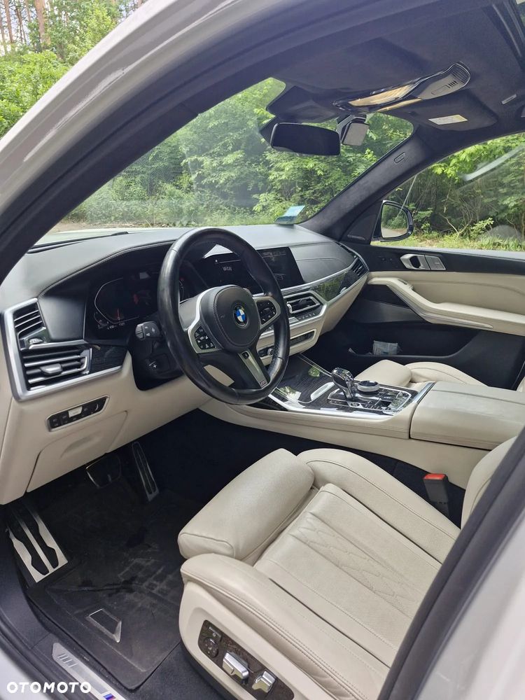BMW X7 - 8