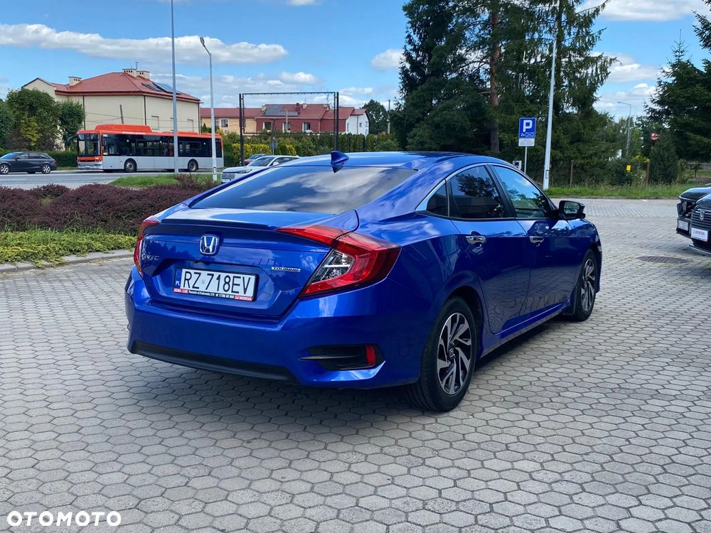 Honda Civic 1.5 i-VTEC Turbo CVT Executive - 5