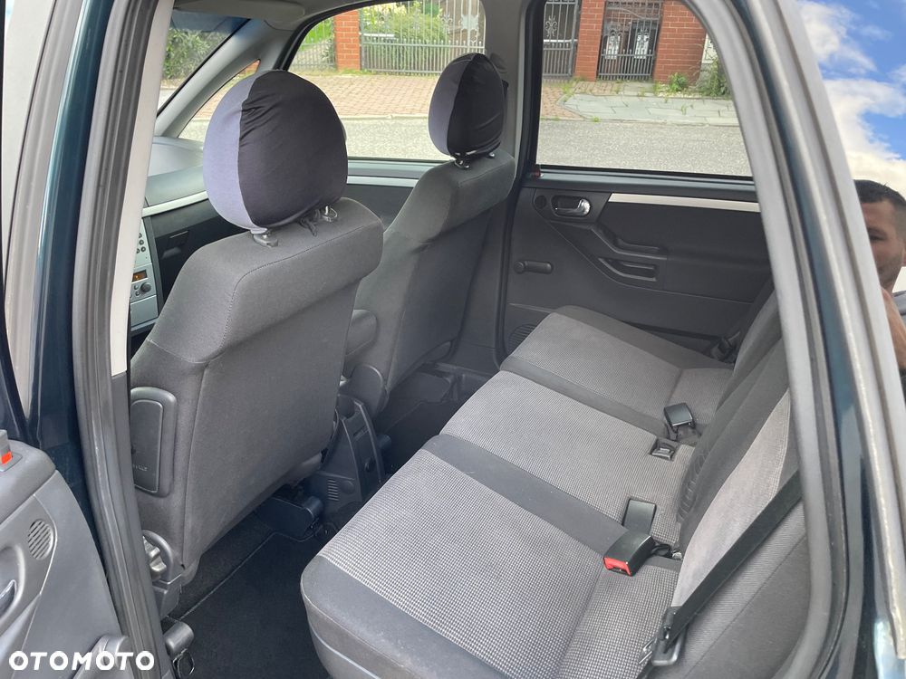 Opel Meriva 1.6 16V Cosmo - 9