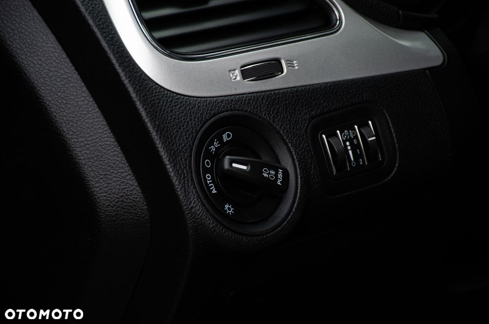 Fiat Freemont 2.0 Multijet 16V DPF Automatik Allrad Black Code - 30