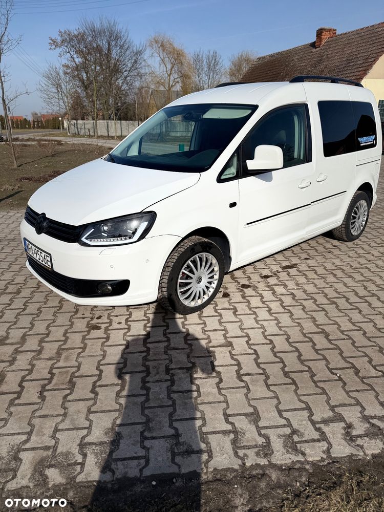 Volkswagen Caddy Highline DSG - 5