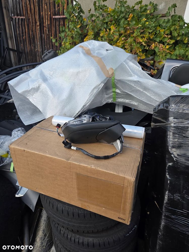 Lusterko prawe Audi A5 A-5 S5 III B10 8B1857410B 15 Pin - 2