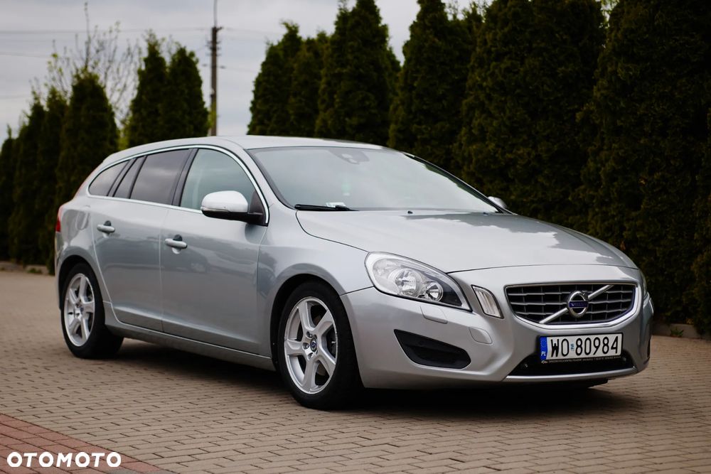 Volvo V60 D4 Geartronic RDesign - 9