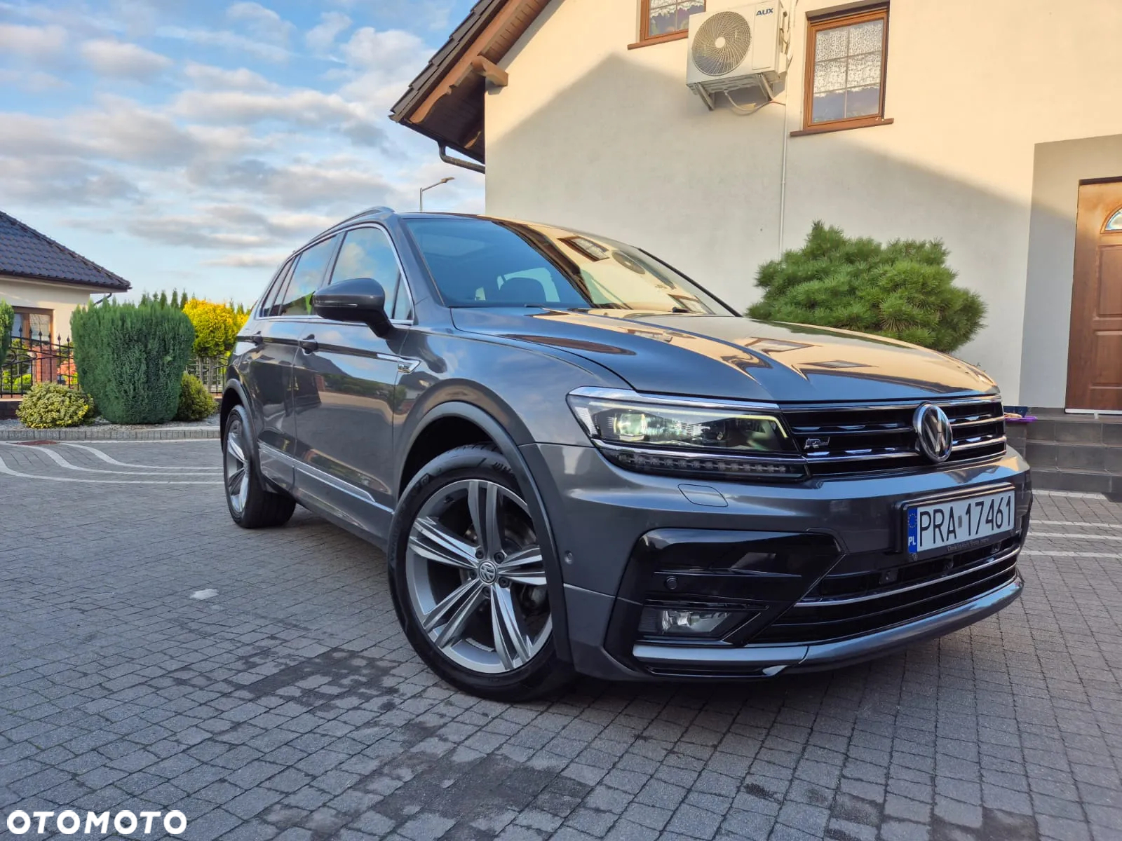 Volkswagen Tiguan - 14