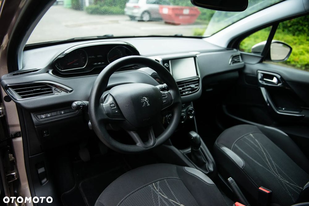 Peugeot 208 PureTech 68 Active - 14