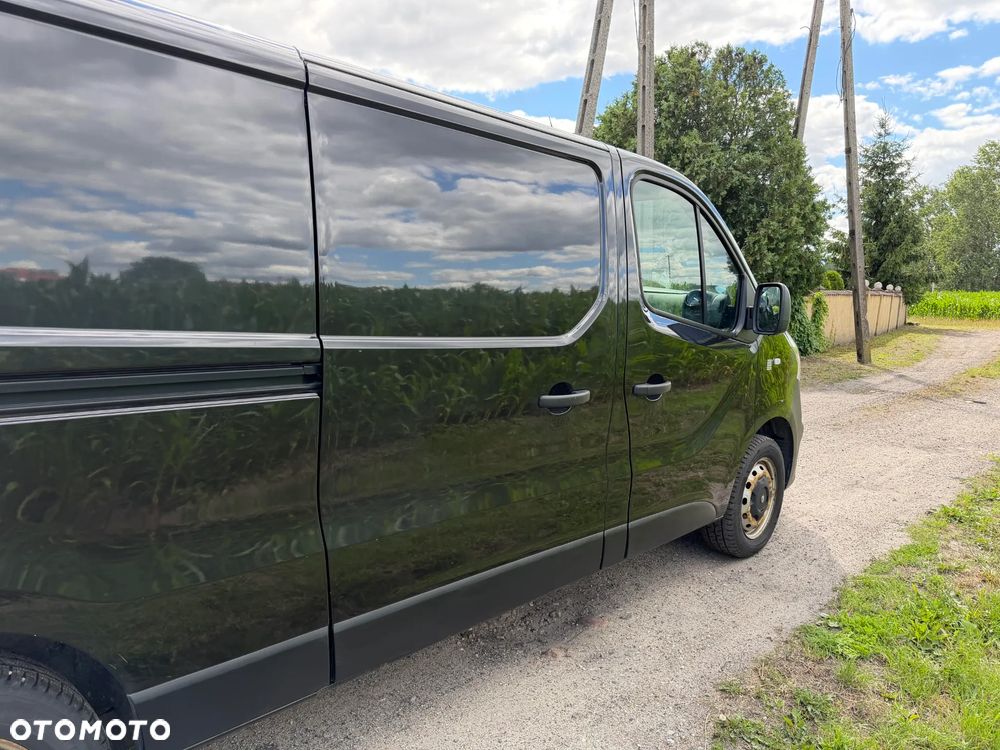 Opel Vivaro - 12
