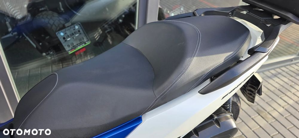 Honda NSS - 39
