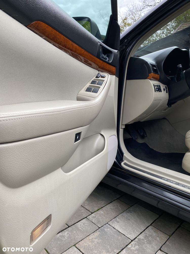 Toyota Avensis 2.0 D-4D Premium - 16