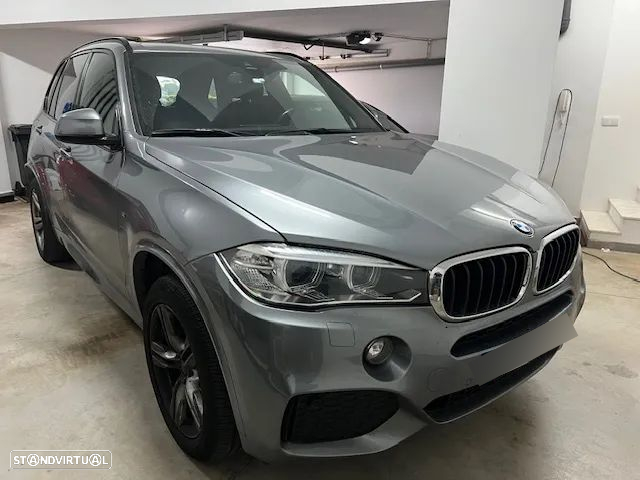 BMW X5 25 d sDrive Comfort 7L - 8