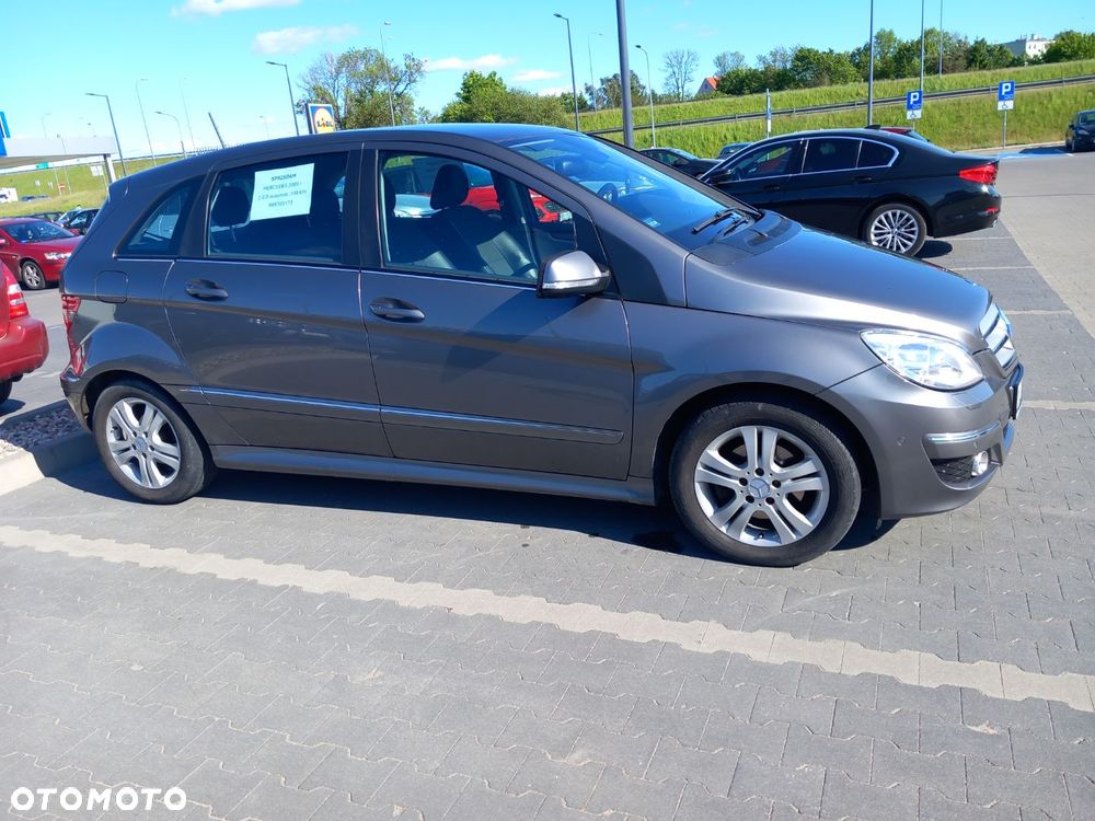 Mercedes-Benz Klasa B 200 CDI DPF Autotronic - 2