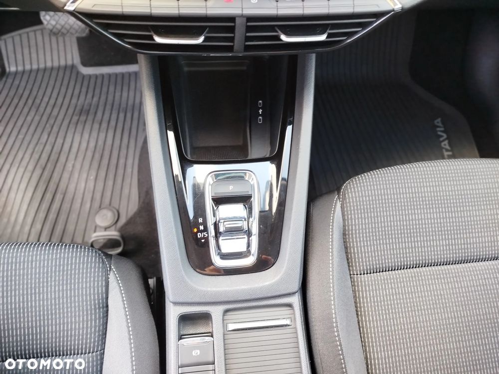 Skoda Octavia - 22