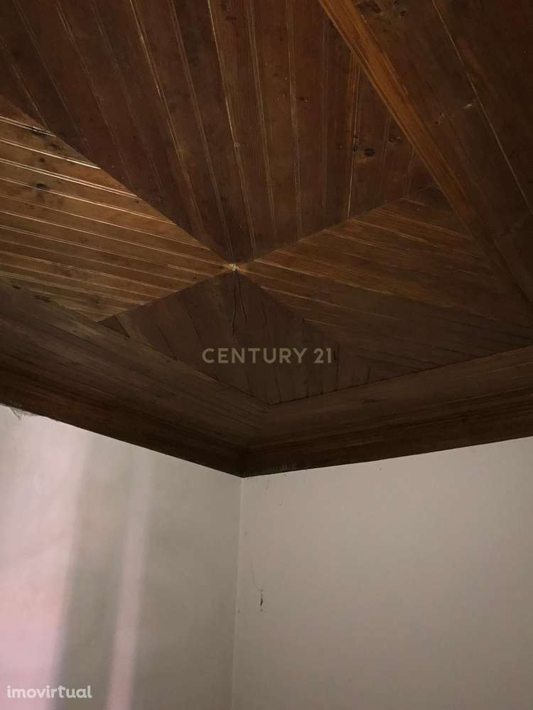 Moradia T4 em Pedra localizada em Queirã - Grande imagem: 4/12