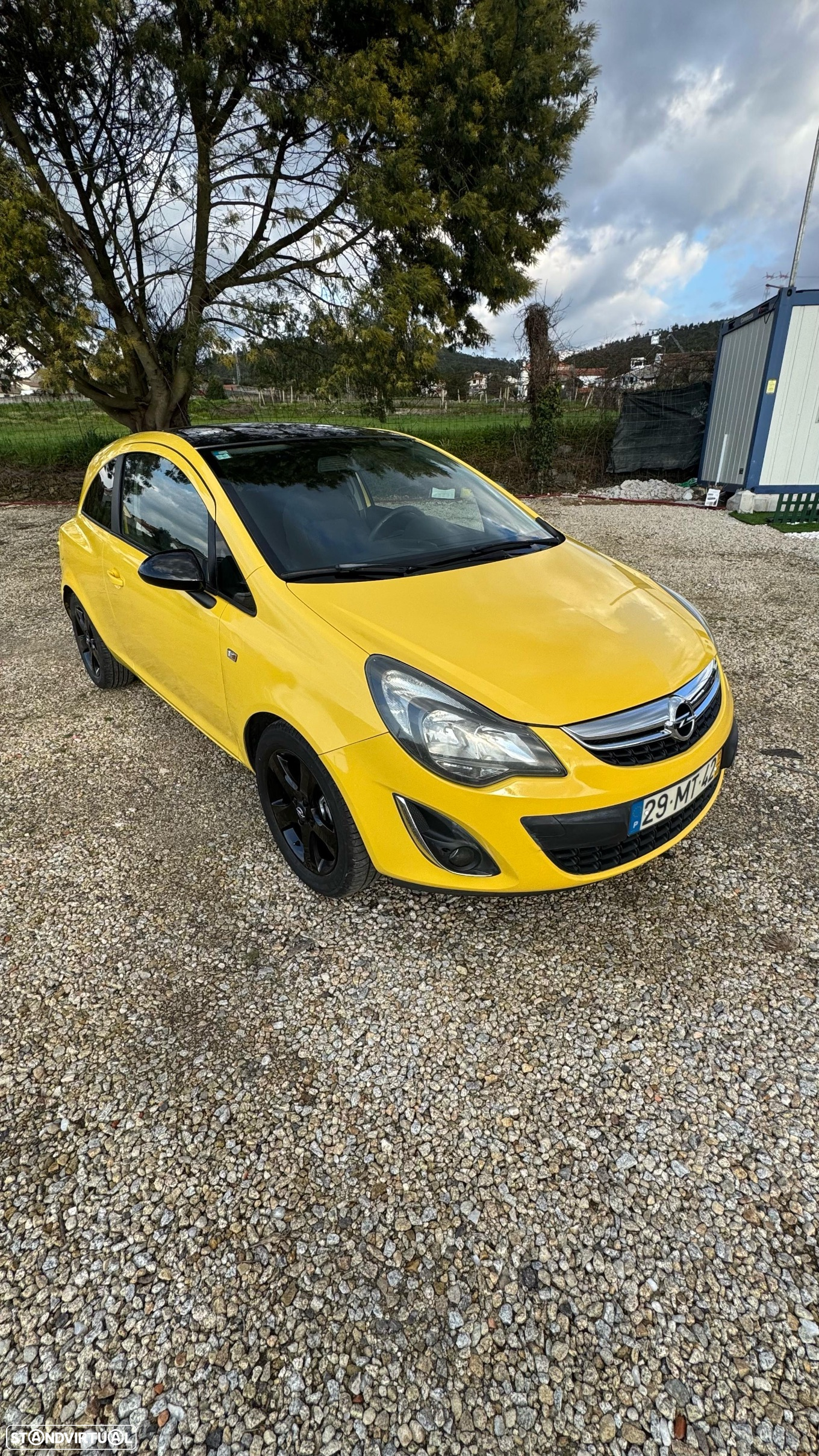 Opel Corsa 1.4 Black Edition - 16
