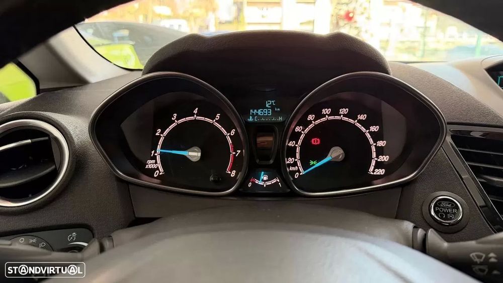 Ford Fiesta 1.0 T EcoBoost Titanium - 14