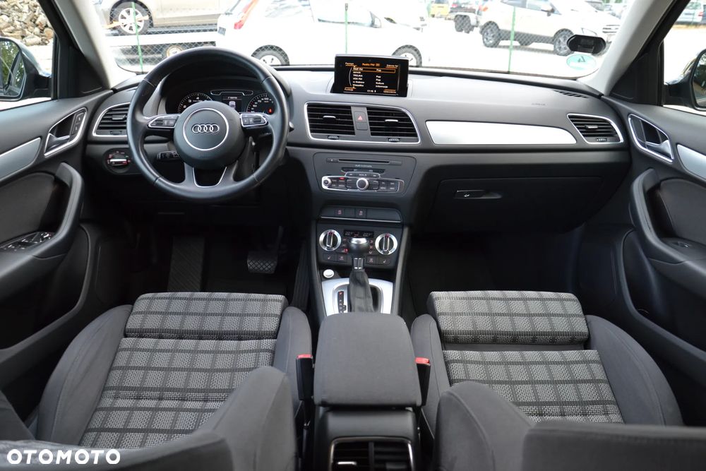 Audi Q3 1.4 TFSI Design S tronic - 19