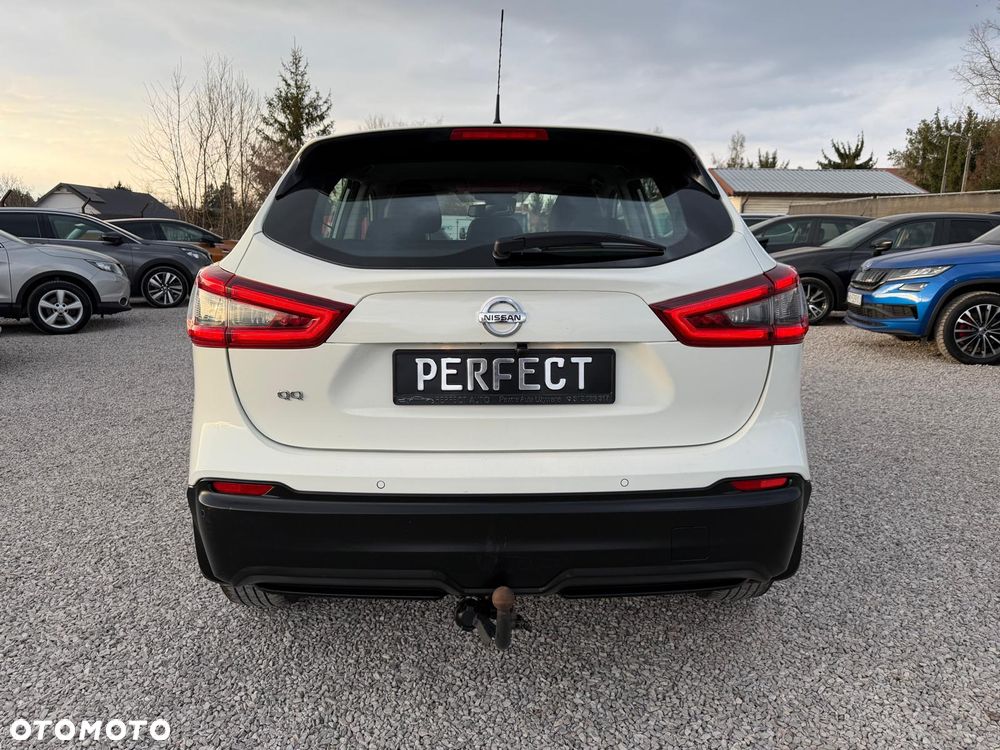 Nissan Qashqai 1.6 DCi 4x4 N-Connecta EU6 - 10