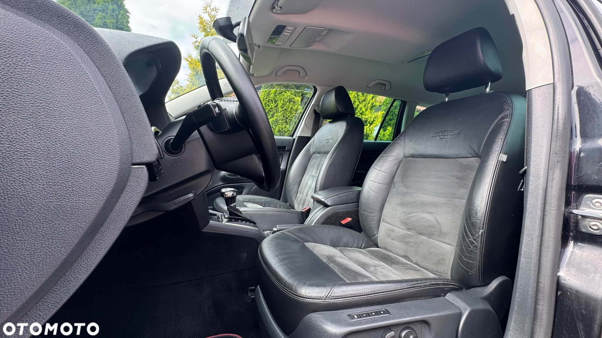 Skoda Octavia 1.8 TSI DSG Laurin & Klement - 11