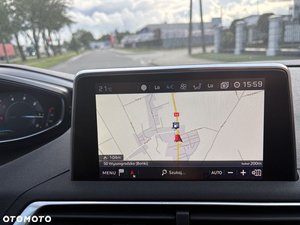 Peugeot 3008 1.6 BlueHDi Style S&S - 11