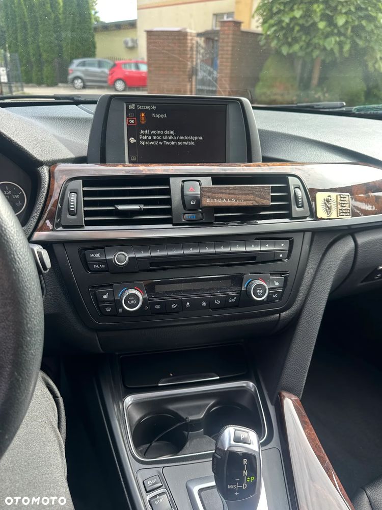 BMW Seria 3 328i xDrive - 20