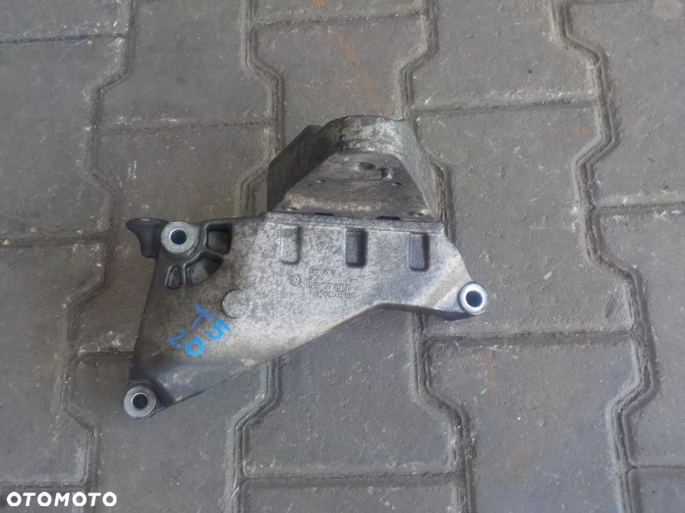 VW T5 2.0 TDI ŁAPA UCHWYT SILNIKA 7E0199207 - 1