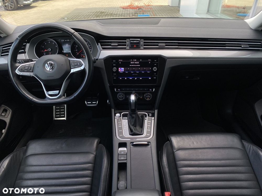 Volkswagen Passat Alltrack 2.0 TSI 4Mot DSG - 14