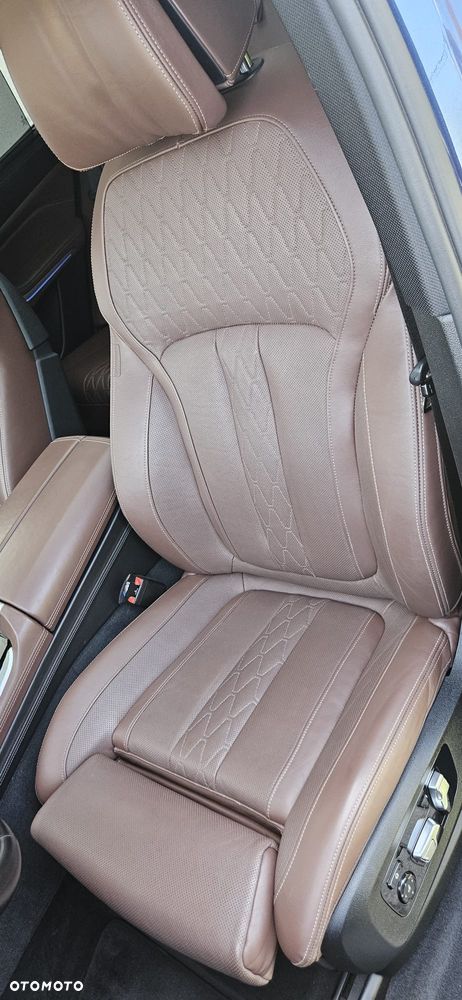 BMW X5 xDrive40i - 10