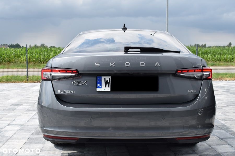 Skoda Superb 2.0 TDI SCR 4x4 L&K DSG - 35