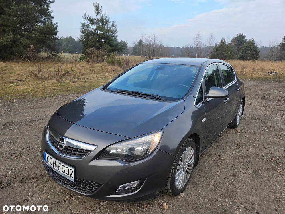 Opel Astra 1.6 Cosmo - 1