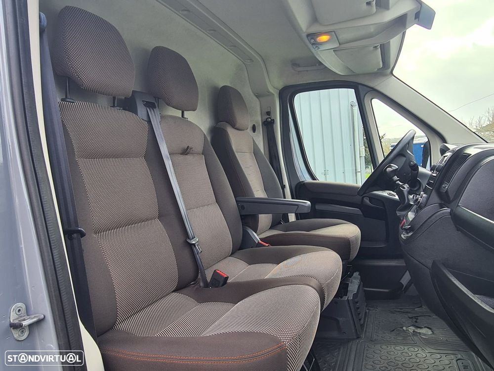 Citroën Jumper 2.0 BlueHDi 35 L4 - 6