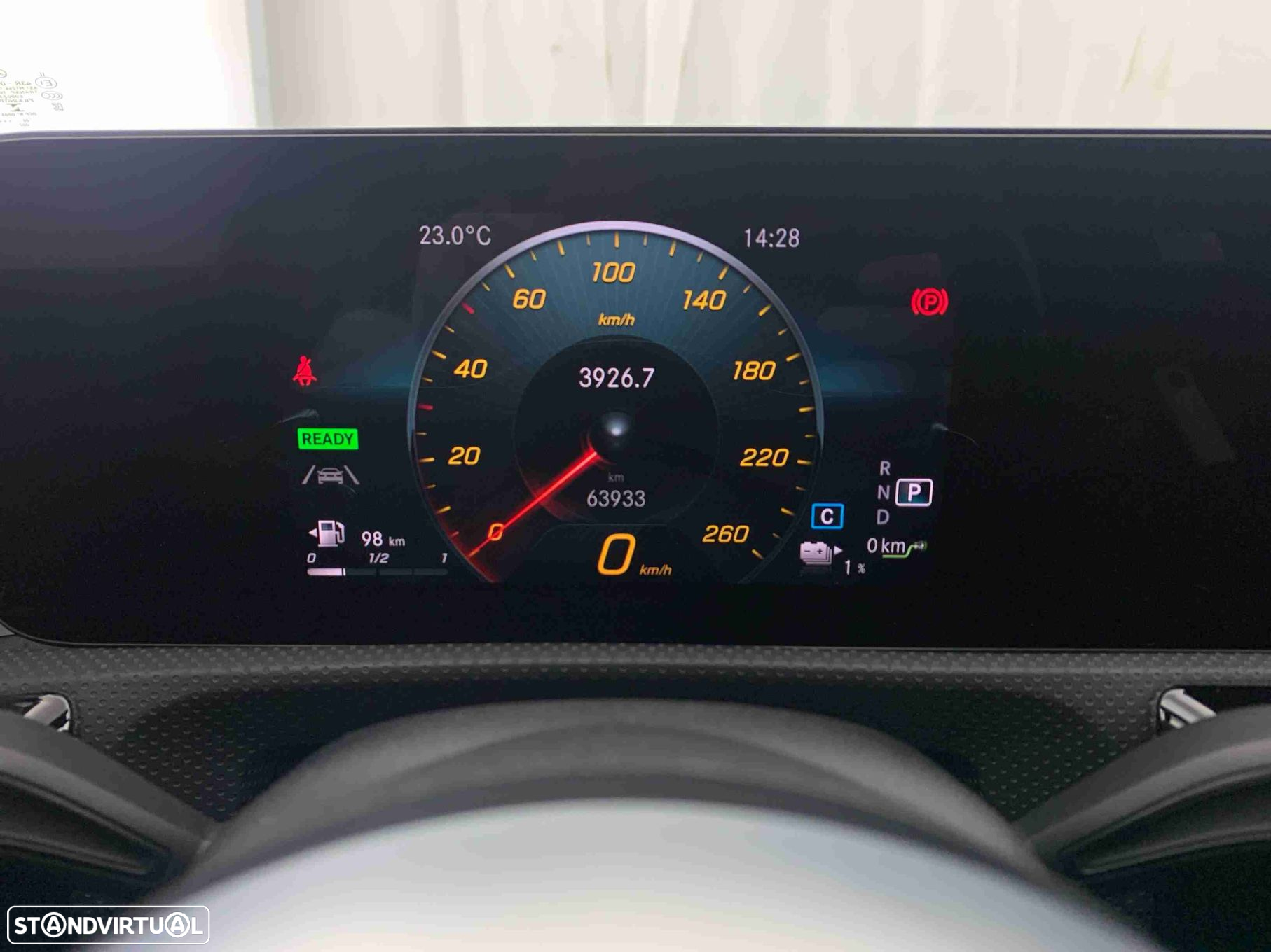 Mercedes-Benz A 250 e AMG Line - 8