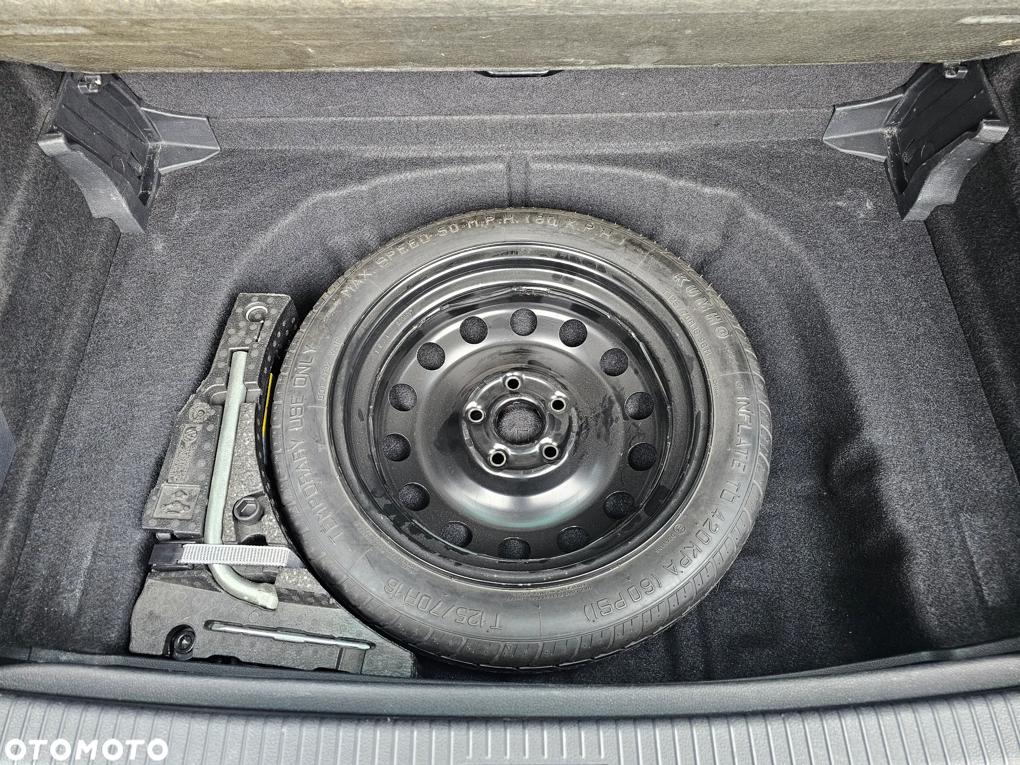 Volkswagen Golf Sportsvan - 20