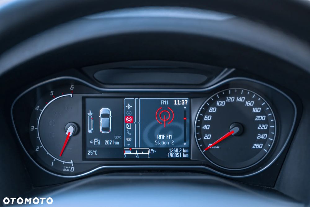 Ford Mondeo 2.0 TDCi Titanium - 10