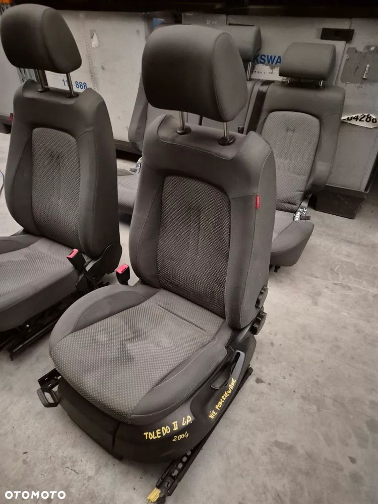 SEAT LEON II / ALTEA  / TOLEDO II FOTEL, KANAPA / BOCZEK DRZWI(dostępne 4 komplety foteli) - 31