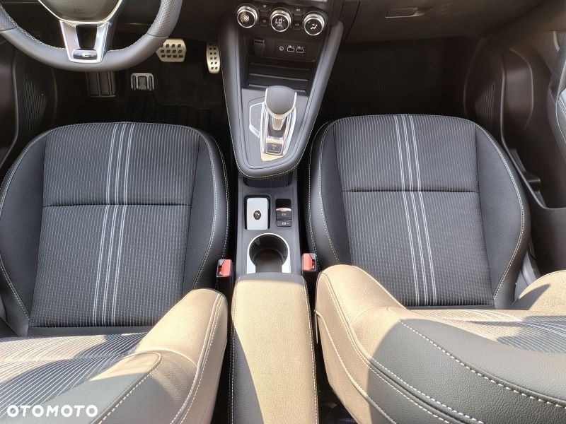 Renault Captur - 12
