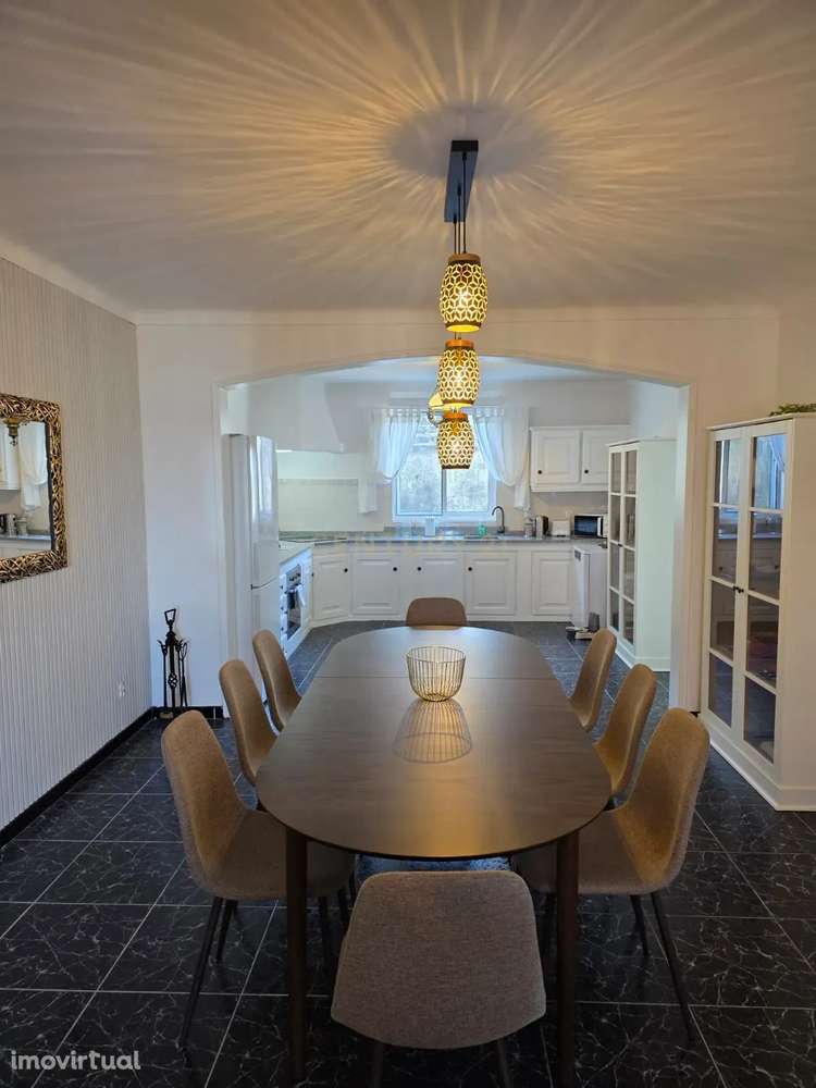 Moradia T5 Totalmente Equipada e Renovada com Vista Deslumbrante – Lom - Grande imagem: 5/27