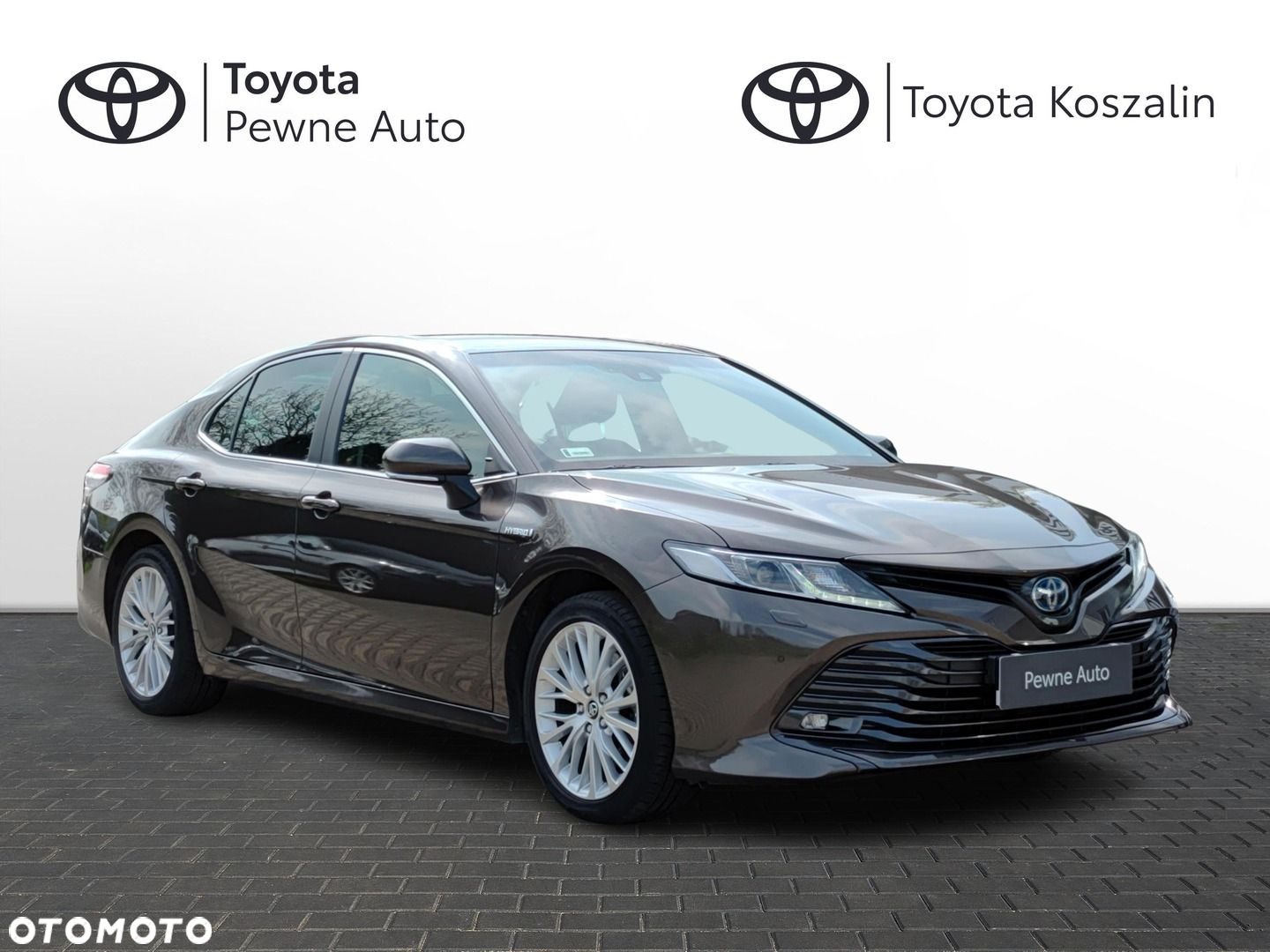Toyota Camry - 26