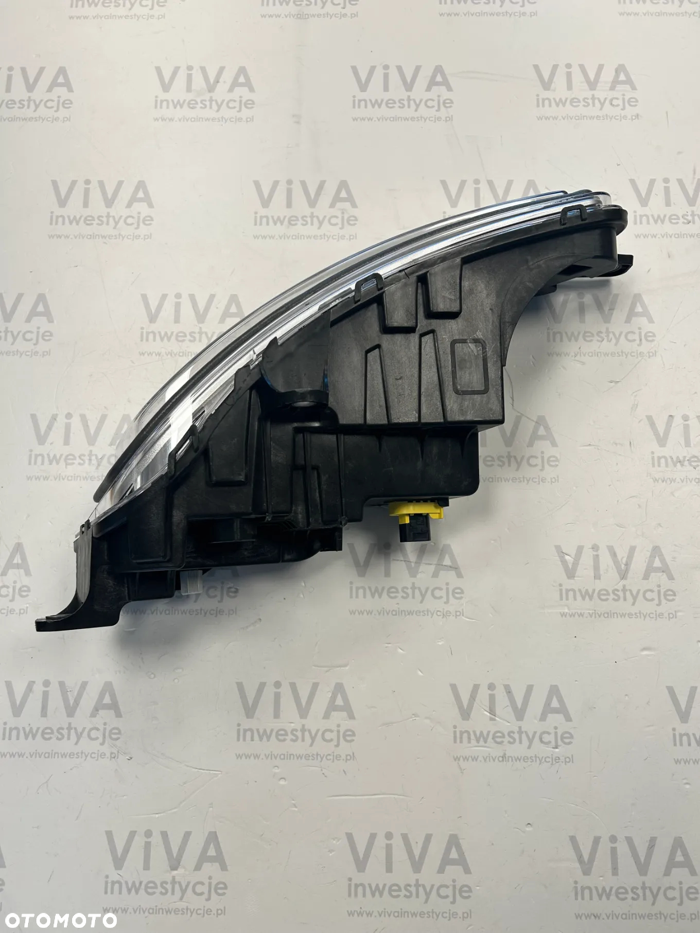 VOLVO OE HALOGEN REFLEKTOR PRZECIWMGIELNY PRAWY 23932945 - 4
