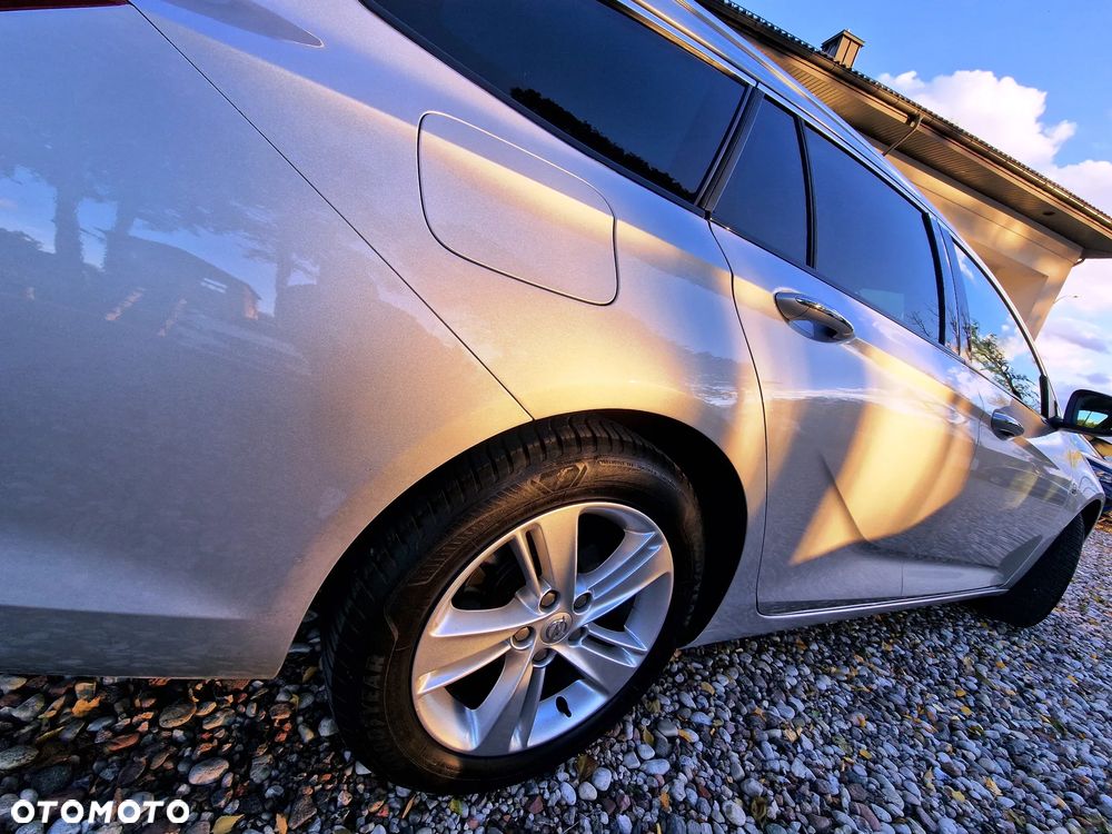 Opel Insignia - 27